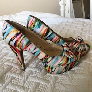 ⭐️25% OFFf‼️⭐️Gianni Bini pumps!